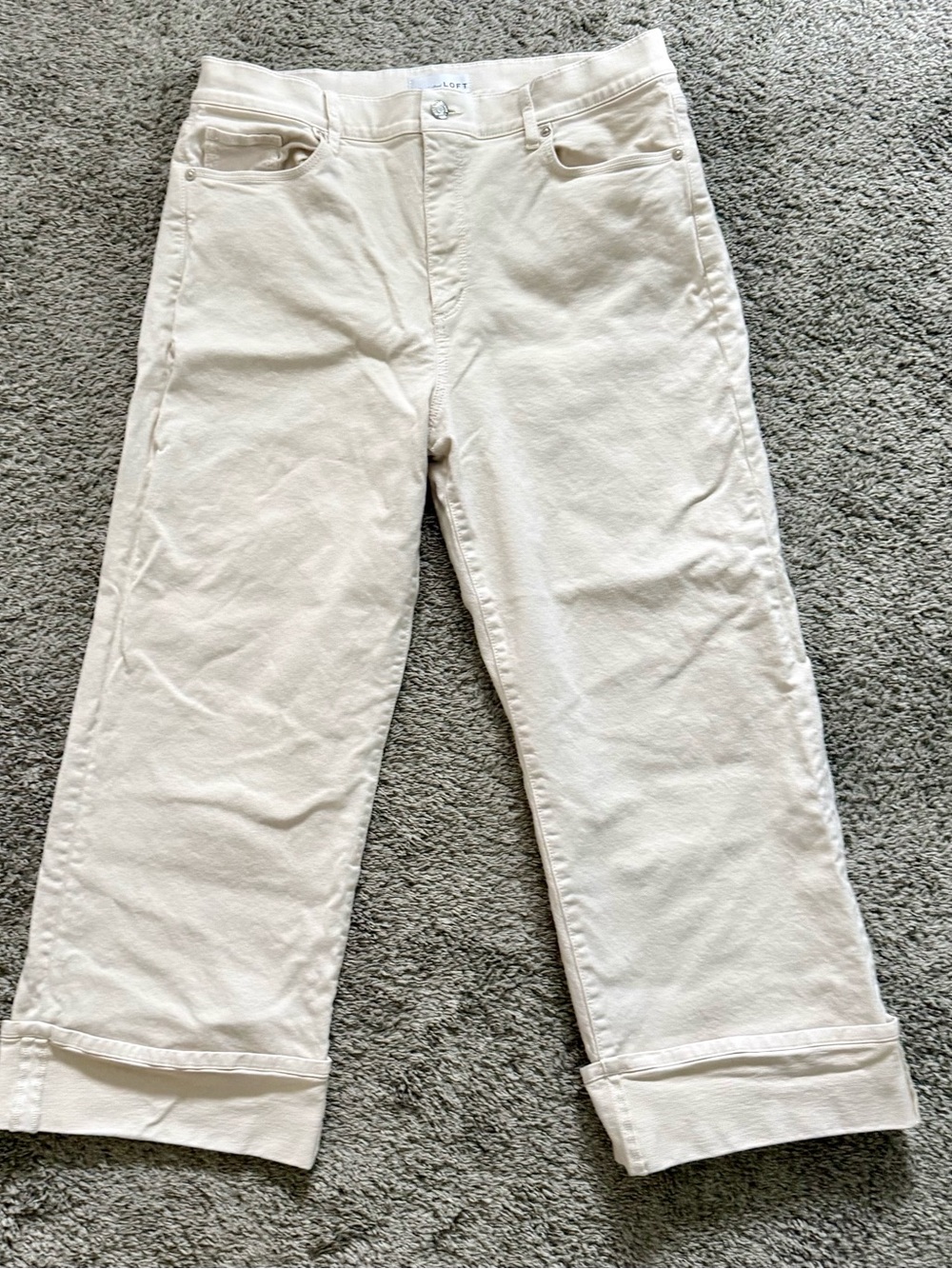 NWOT LOFT Off White Ivory Cuffed Wide Leg Crop Jeans Size 14 / 32